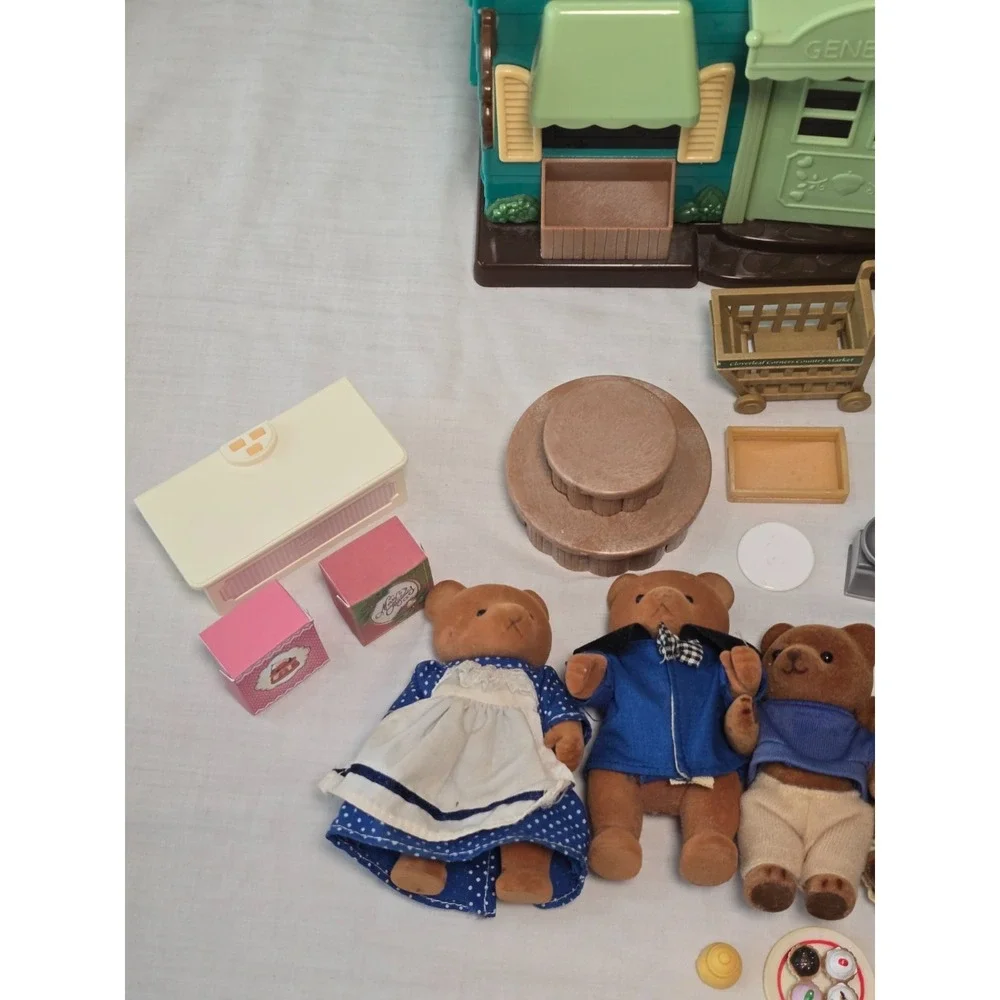 Li'l Woodzeez Calico Critters Mix HOPPIN' FARMERS MARKET Store with Toy Food